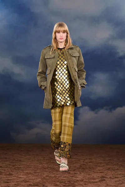 Look 38